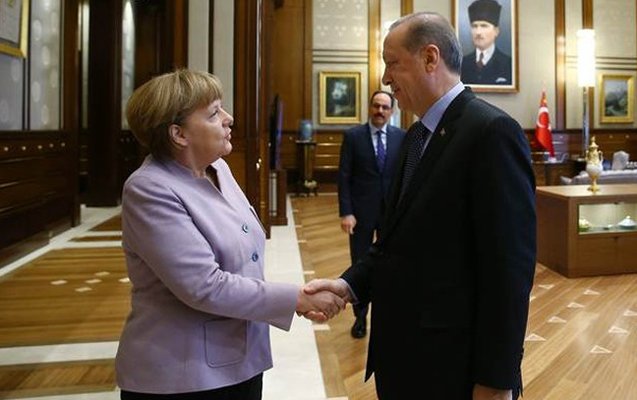 Ərdoğan Merkelə əsəbiləşdi 