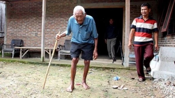 Dünyanın ən yaşlı insanı öldü