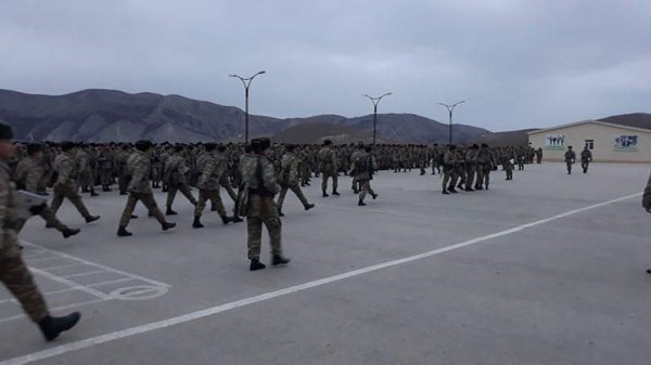 Azərbaycan Ordusu döyüş hazırlığına gətirildi : məşqlər keçirilir