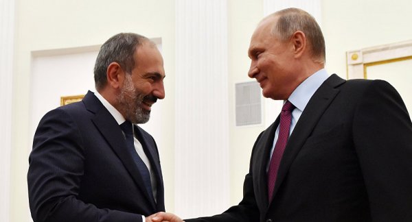 Ermənistan parlamentinin gülləyə tutulmasını Putin təşkil edib? - Yerevandan sensasion bəyanat