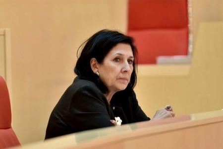 Salome Zurabişvili: "Gürcüstan azərbaycanlıları dövlət dilini bilməlidirlər"