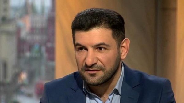 “Fuad Abbasovun sabah deportasiya olunacağı barədə xəbər əsassızdır” – Vəkil
