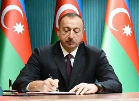 İlham Əliyev 2 sərəncam imzaladı- Minimum aylıq əmək haqqı artırıldı