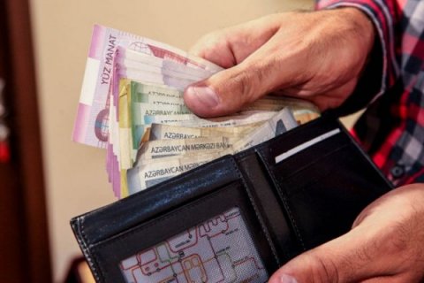 Azərbaycanda 950 min insanın maaşı artdı