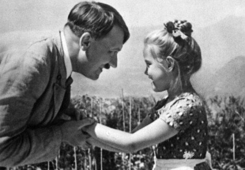 Hitlerin yəhudi qızla ŞƏKİLLƏRİ ortaya çıxdı