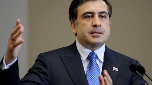 Saakaşvili polisi etirazçıların tərəfinə keçməyə çağırdı