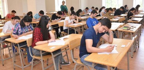 Təhsil naziri: “Kollec diplomu oxşar ixtisas üzrə qəbula 100 faiz zəmanət vermir”