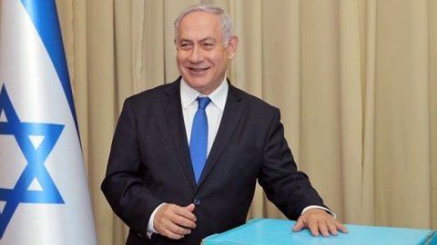 İsrailin Baş naziri rekorda imza atdı