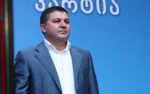 Gürcüstan parlamentinin erməni deputatı cinsi təcavüzdə günahlandırılır