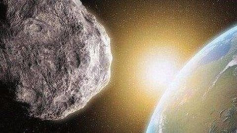 Bu gün Yerin yanından meteorit keçəcək - NASA-dan QORXUNC XƏBƏRDARLIQ