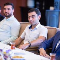 Gürcü spiker azərbaycanlı gənclərlə görüşdü - Şəkil