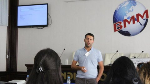 Araşdırmaçı jurnalistlər üçün seminar keçirildi - ŞƏKİL