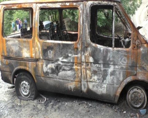 Astarada iki avtobusu yandıran şəxs saxlanılıb - ŞƏKİL