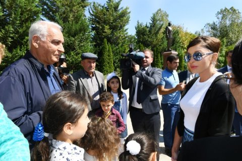 Birinci vitse-prezident Mehriban Əliyeva Şamaxıda- ŞƏKİLLƏR