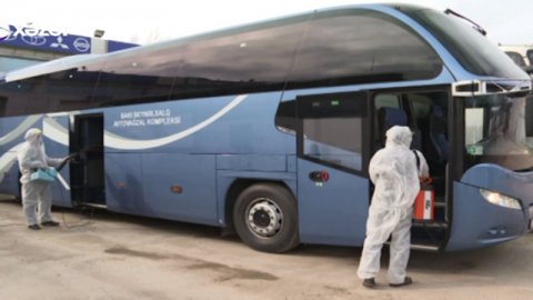 İrandan gələn avtobuslar hər gün dezinfeksiya olunur 