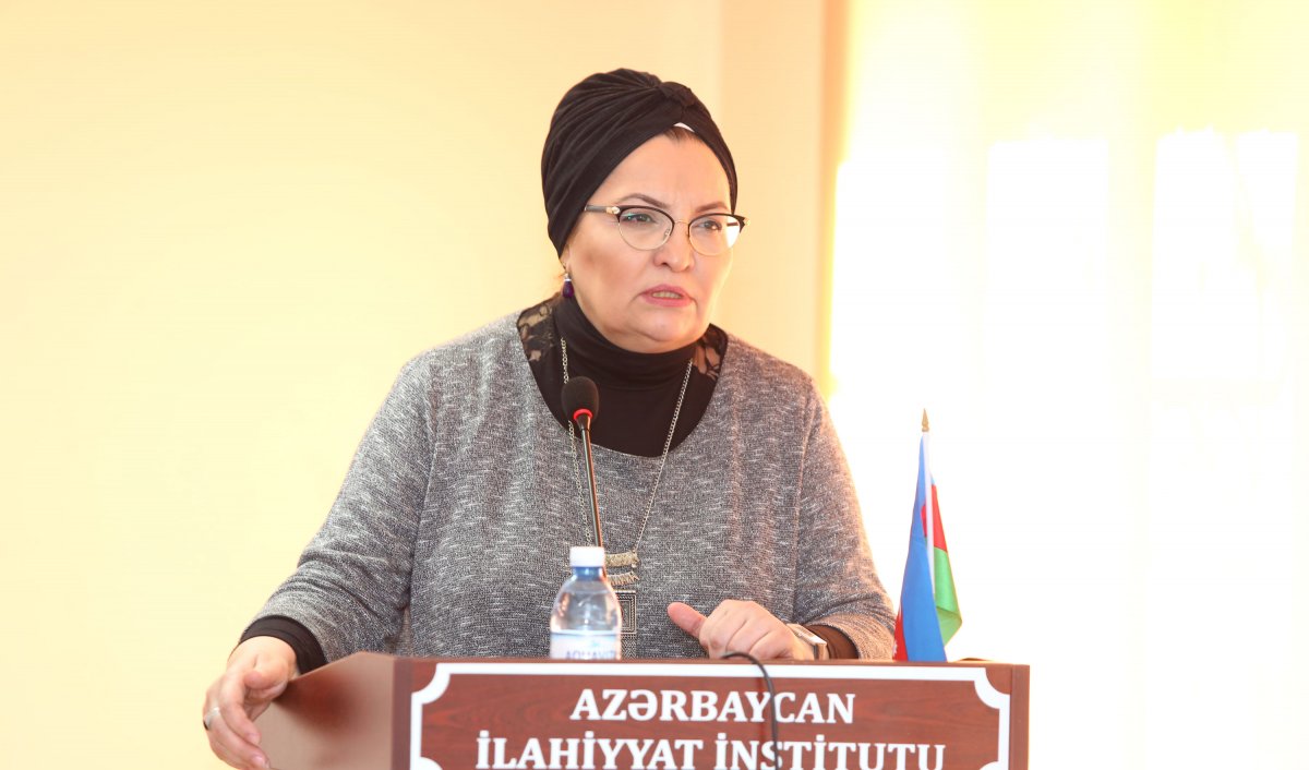 Azərbaycan İlahiyyat İnstitutunda “Bioetika və din” mövzusunda seminar keçirilib