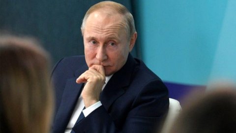 Putin qubernatorları niyə dəyişir? - Şok səbəb