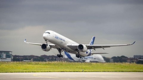 Airbus tam avtomatik uçuşu sınaqdan keçirib -ŞƏKİL