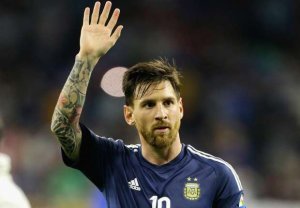 Messi Argentina Futbol Assosiasiyasının borcunu ödədi