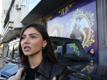 “Sərt reaksiya göstərən müğənninin cavabını verərəm” 
