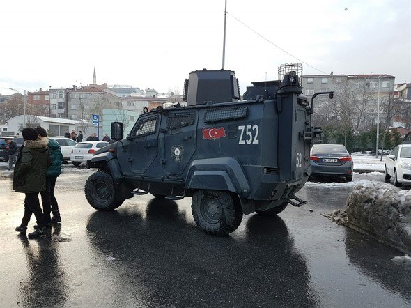 İstanbul metrosunda terror həyəcanı