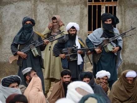 Taliban 200 itki verdi, bölgəni əldən vermədi
