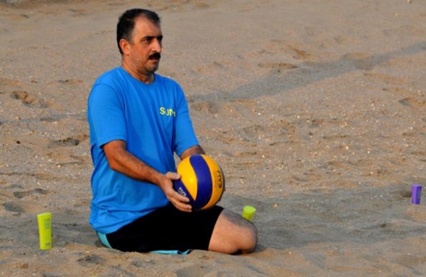 Azərbaycanda qeyri-adi voleybol 