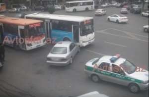 Taksi sürücülərinin Bakıda törətdiyi yol qəzaları