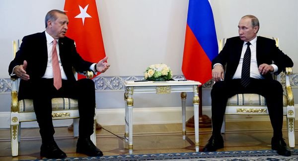 Ərdoğan-Putin görüşü başladı