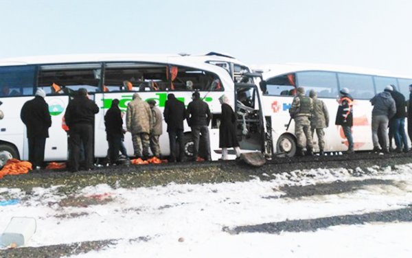 Naxçıvan yolunda dəhşətli qəza: 26 azərbaycanlı yaralandı, ölənlər var