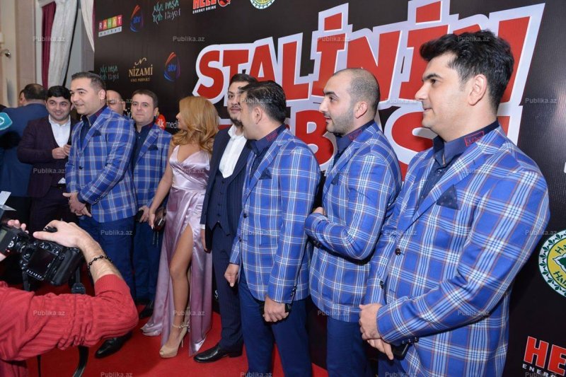 Azərbaycanlı aktrisa məhrəm yerlərini nümayiş etdirdi Azərbaycanlı aktrisa məhrəm yerlərini nümayiş etdirdi