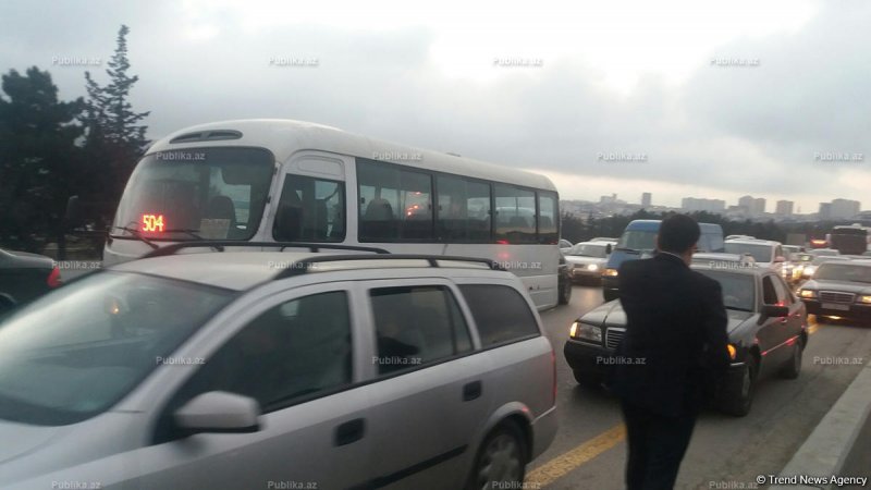 Bakı-Sumqayıt yolunda növbəti qəza - YOL BAĞLANDI