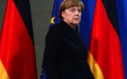 Angela Merkel Putinə