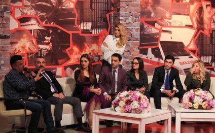 Ata canlı yayımda biabır oldu: şikayətə gəlmişdi, görün nələrin üstü açıldı