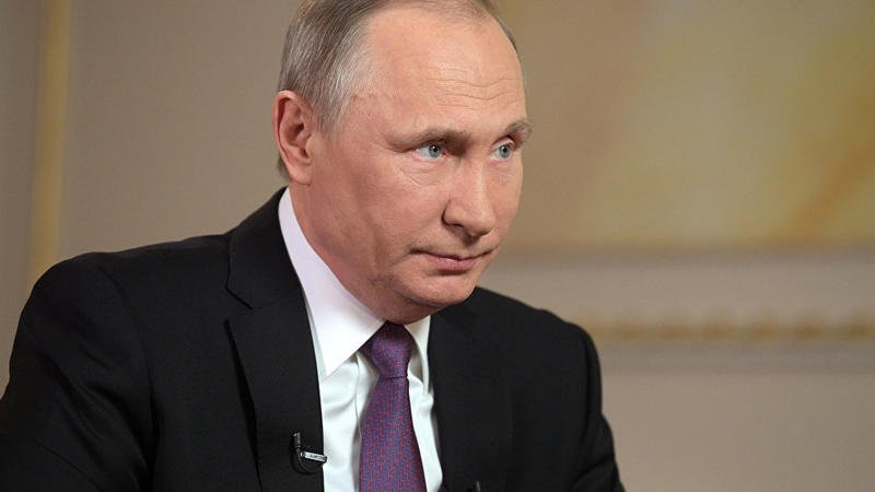 Putin: “Əsəd kimyəvi silahdan istifadə etsəydi, bunun izi olardı”