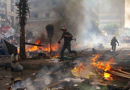 Hələbdə canlı bomba özünü partlatdı