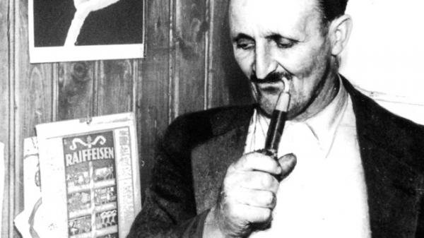 Öz ölümünü bilən falçıdan qorxunc müharibə proqnozu