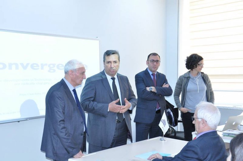 İsveçli təlimçi BDU-da tələbələrlə görüşüb