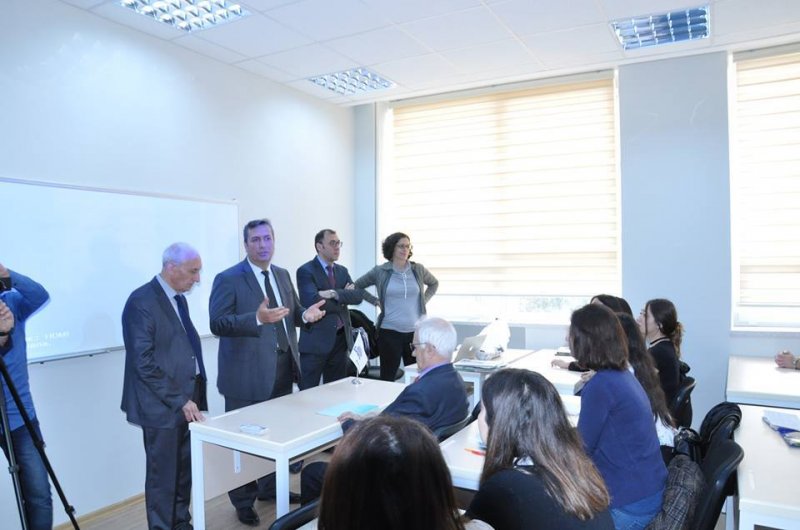 İsveçli təlimçi BDU-da tələbələrlə görüşüb