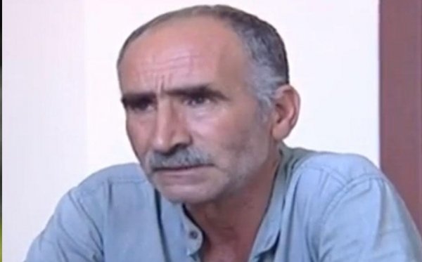 15 yaşlı qızını yatdığı yerdə öldürdü