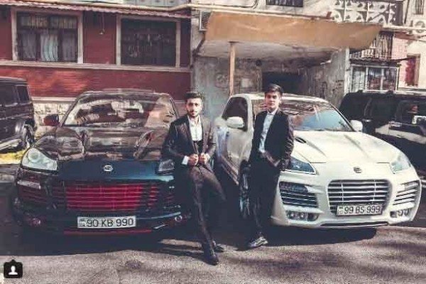 “Porsche” ilə gənc ananı öldürən biznesmen oğlundan