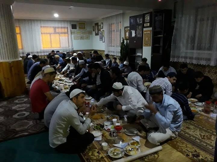 Millət vəkili Qubada iftar süfrəsi açdı - 