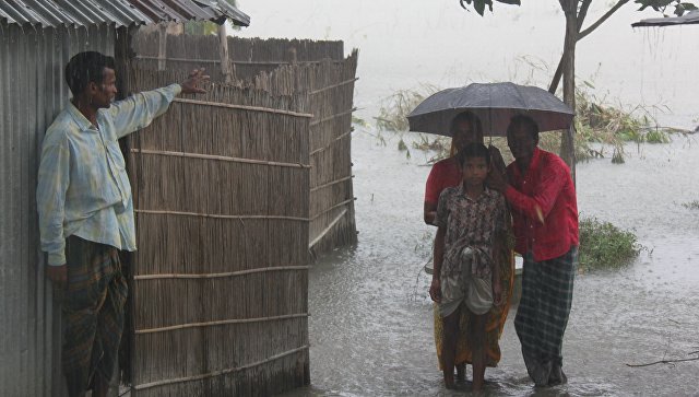 Güclü yağış 147 nəfərin həyatına son qoydu