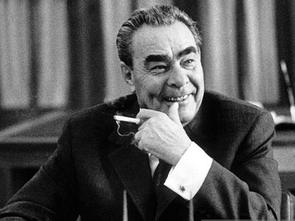 Brejnev milliyətcə kim olub?