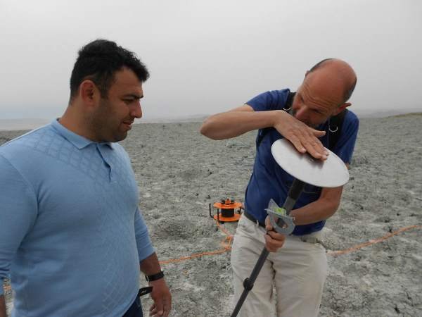 Azərbaycanda yeni minerallar və qiymətli metallar aşkarlandı 