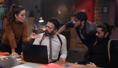 Star TV-nin reytinqli serialından şad xəbər Star TV-nin reytinqli serialından şad xəbər