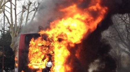 Bolqarıstanda rusiyalı turistlərlə dolu avtobus yandı