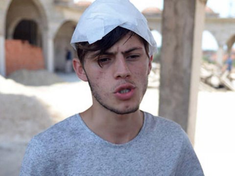 Ata iki oğlunu yatdığı yerdə öldürdü Ata iki oğlunu yatdığı yerdə öldürdü