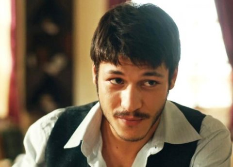 "Vatanım sensin"də şok ayrılıq "Vatanım sensin"də şok ayrılıq