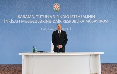"Biz elə etməliyik ki, Azərbaycan vətəndaşları az siqaret çəksinlər"